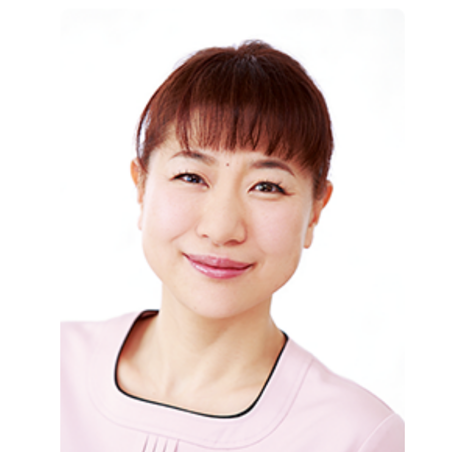 技術授業をうけもつ技術師範の田中由佳